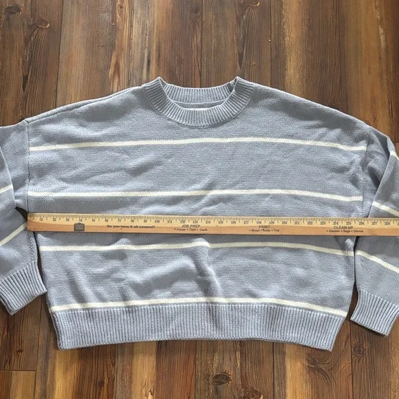 Hollister Women's Blue & Soft White Boxy Striped Crewneck Sweater XL - Picture 4 of 5
